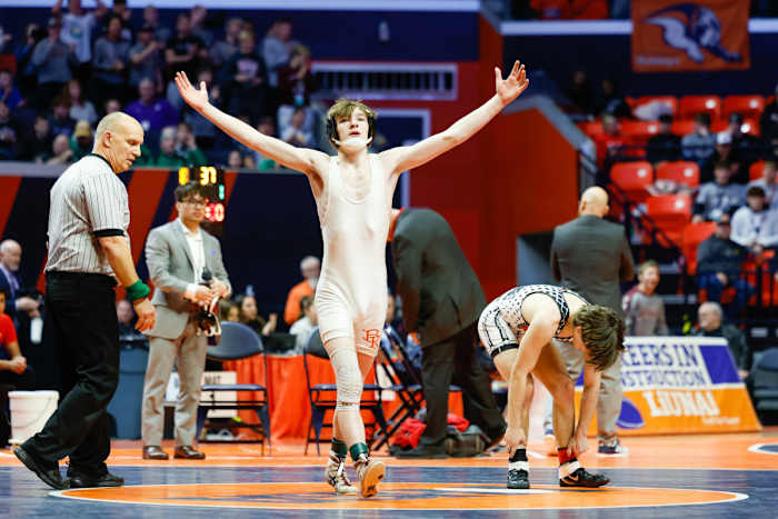 Illinois state wrestling championships February 18 2023 Nate Latsch 15413